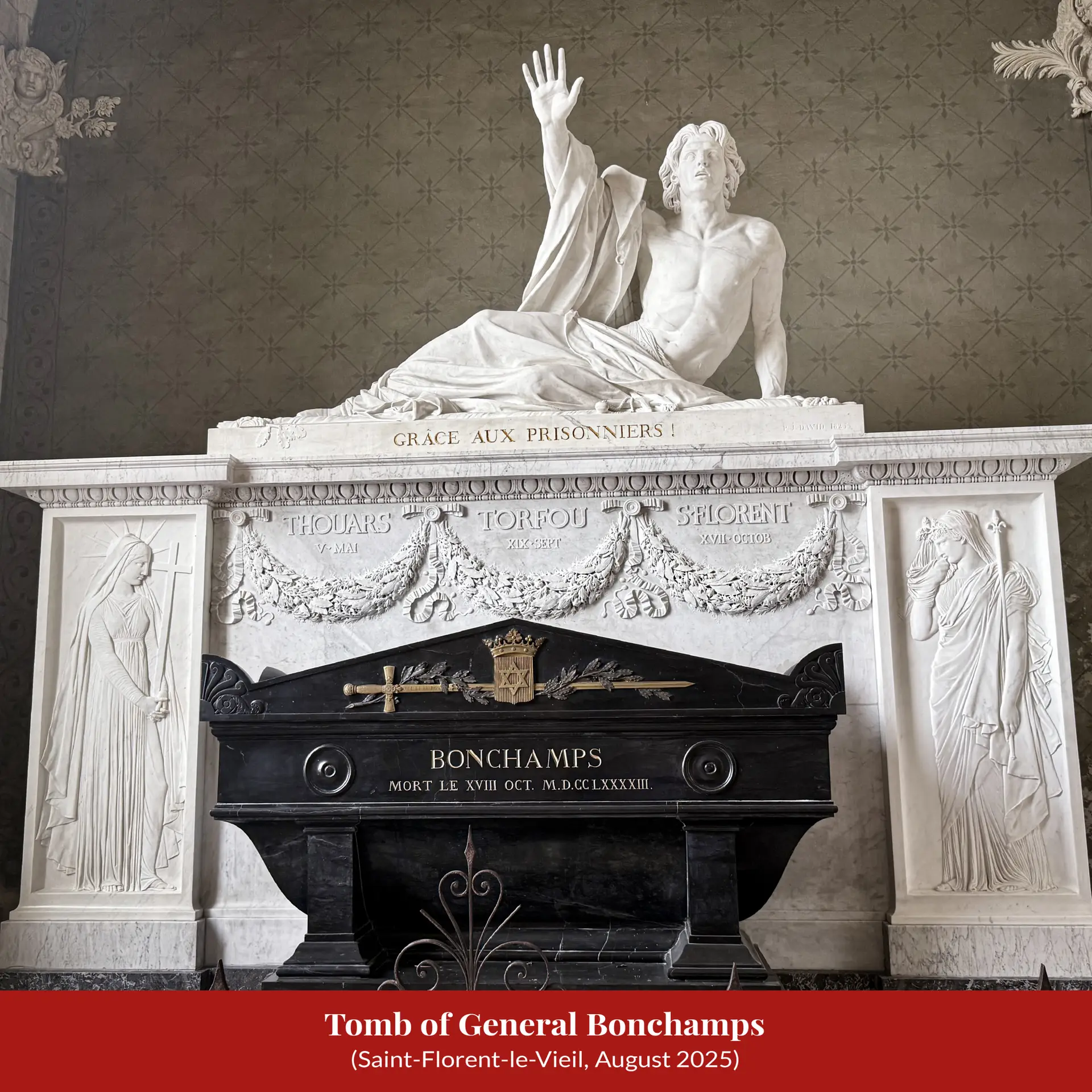Marble tomb of General Bonchamps by David d'Angers: a white marble figure of the dying general with raised right hand above the inscription 'Grâce aux prisonniers!', over a black sarcophagus lettered 'Bonchamps'